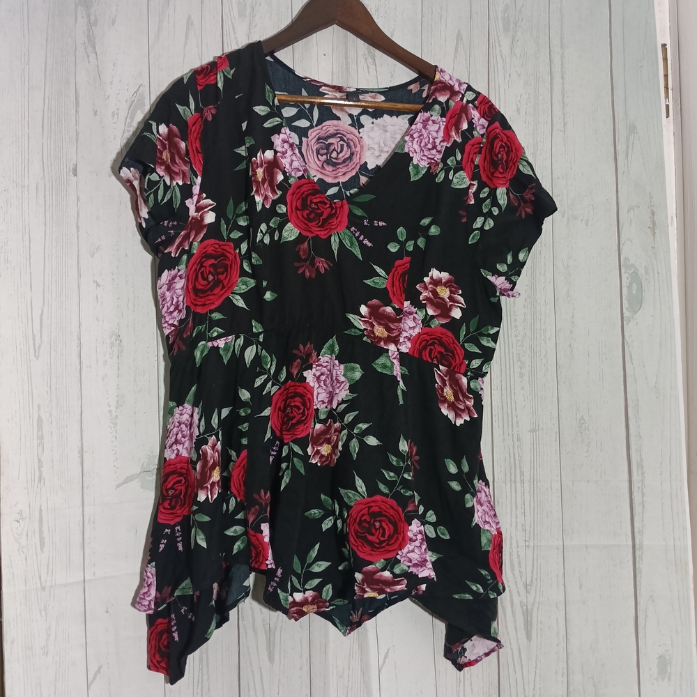 Floral Black and Red Women's Top